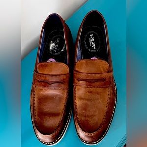 Sperry boat shoes